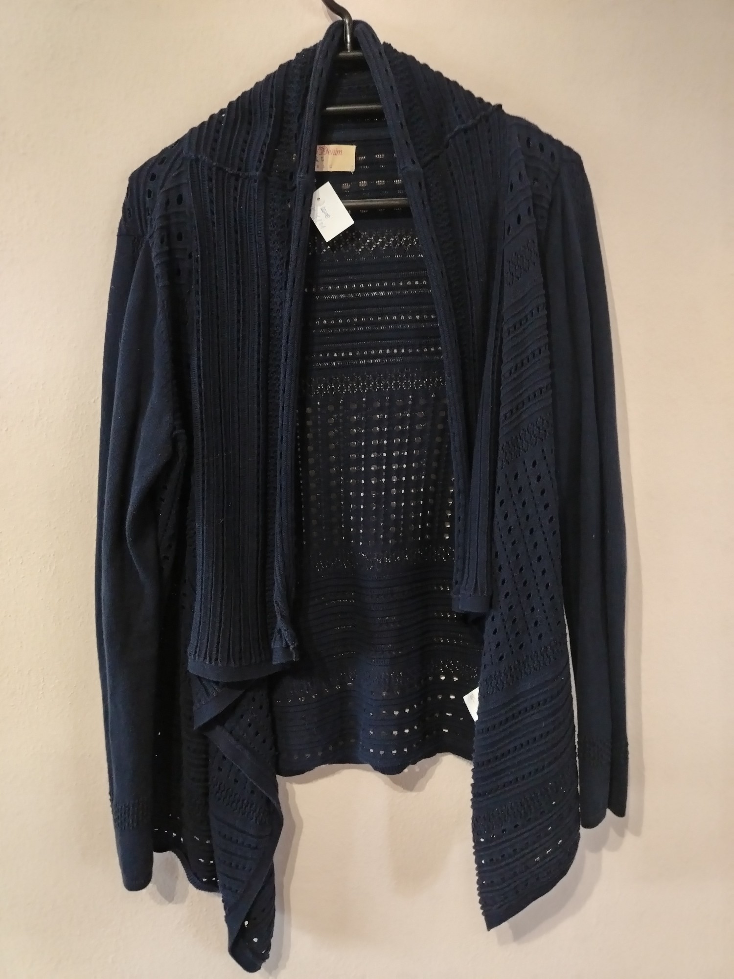Krátký cardigan