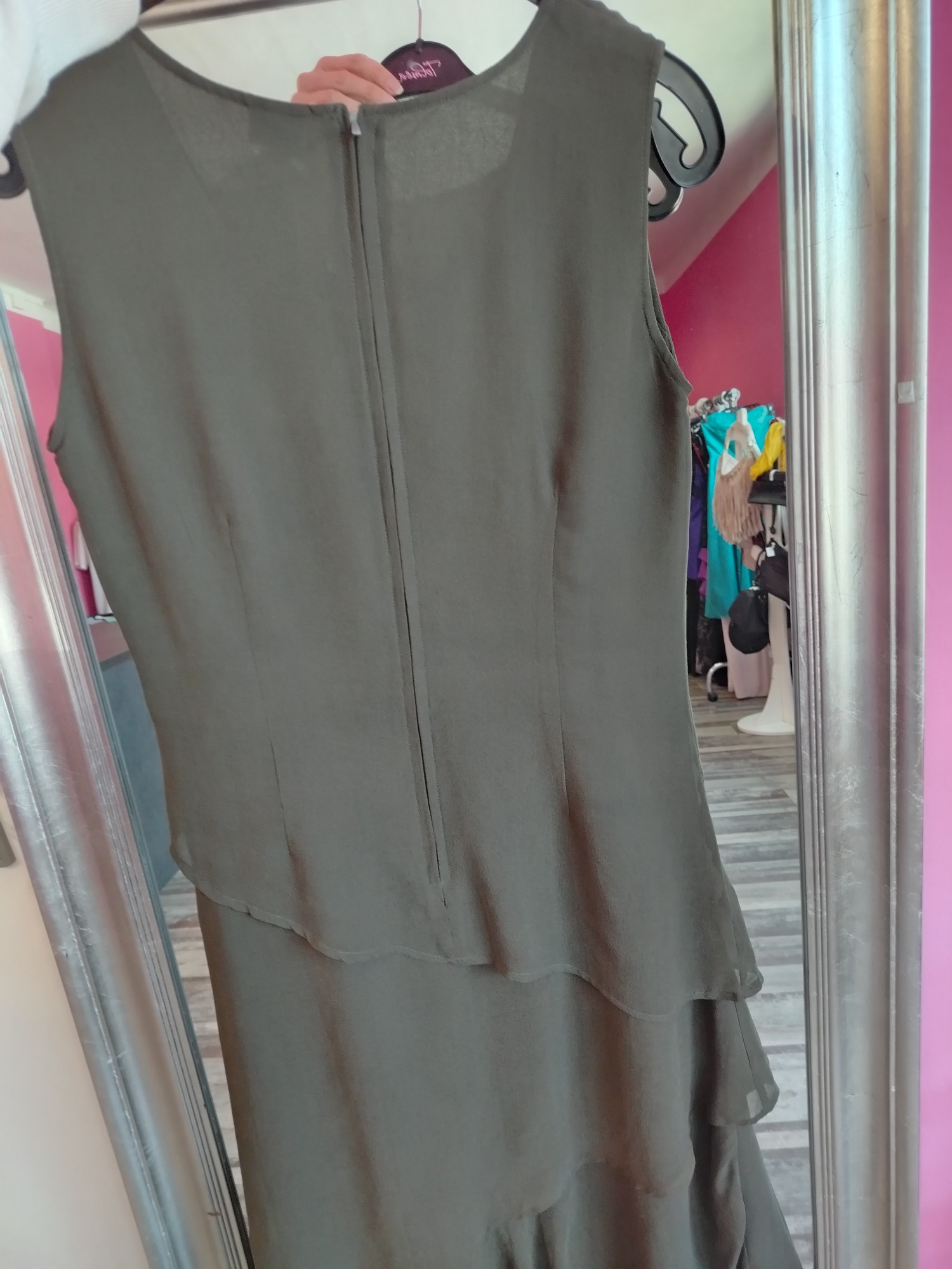 Šaty khaki