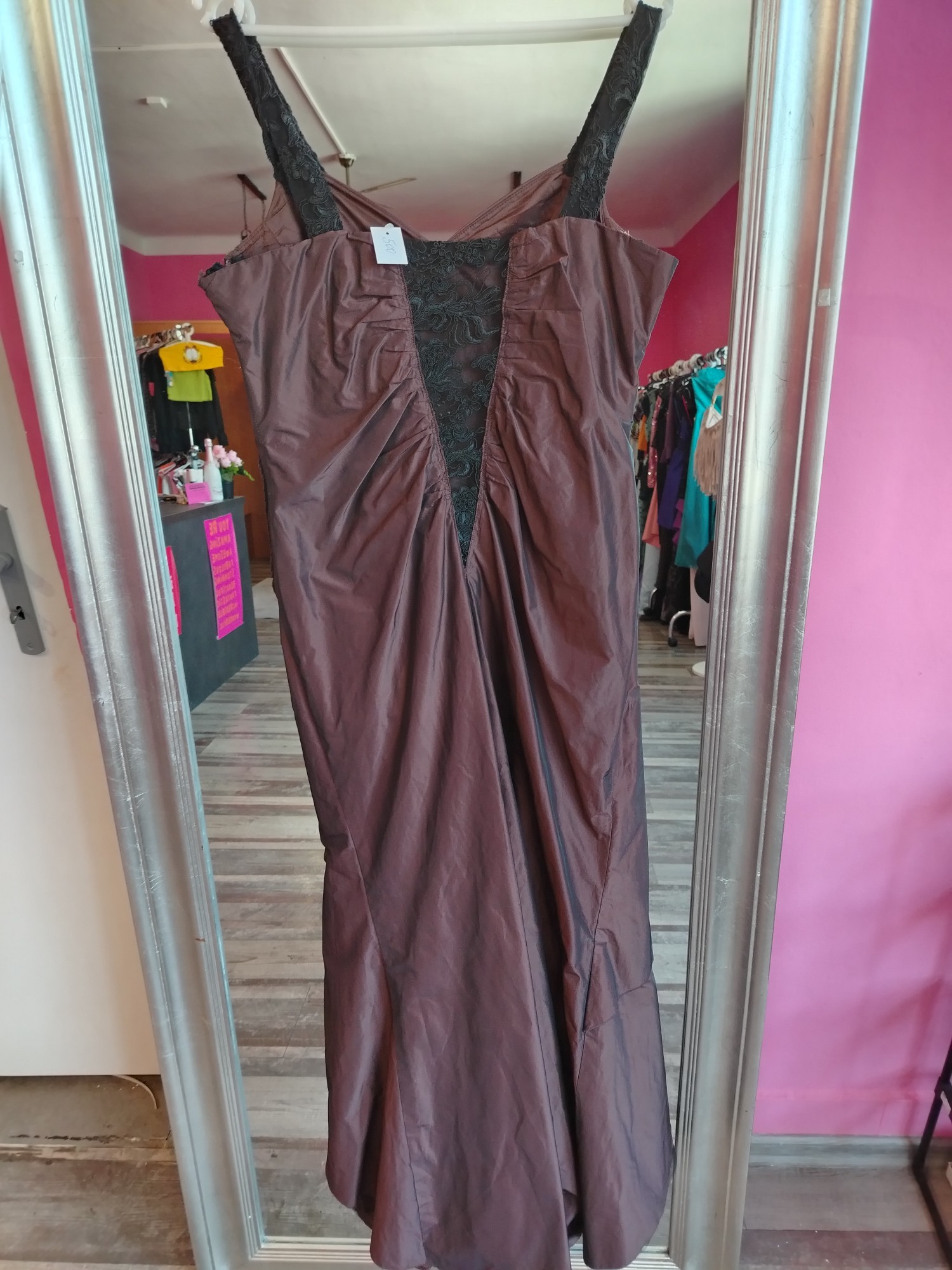 Šaty