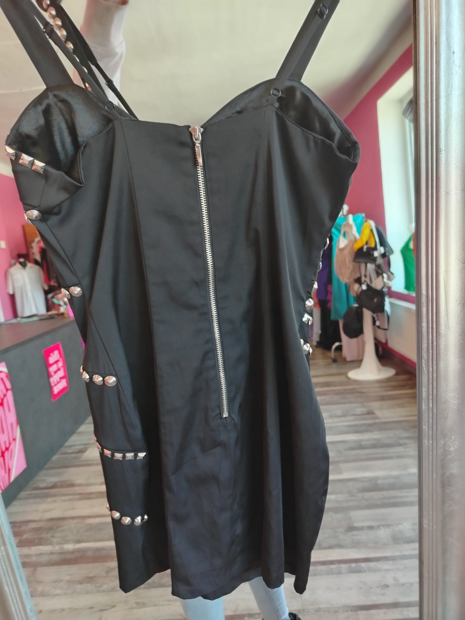 Šaty